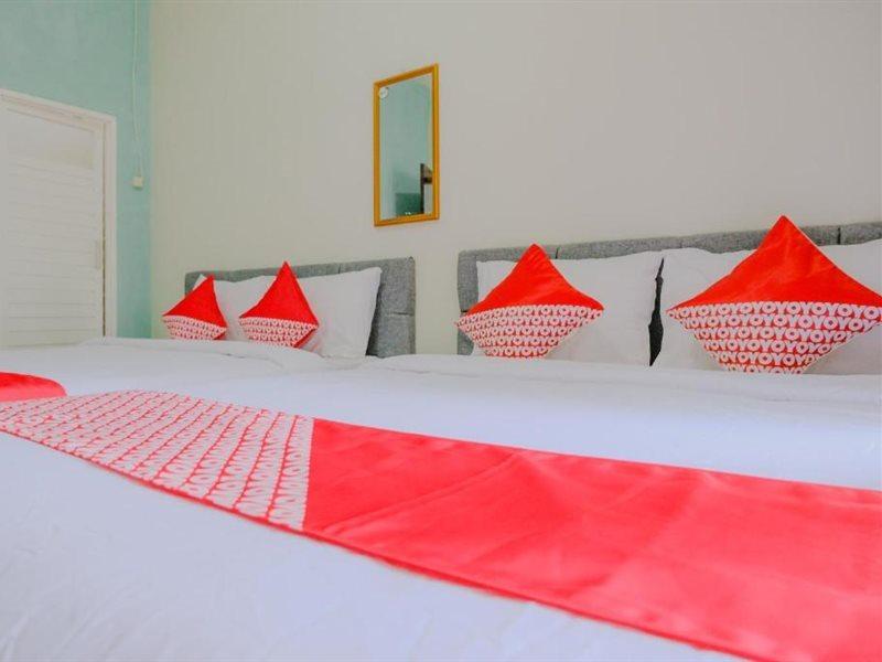 Oyo 2376 Tiara Family Residence Batu  Exteriér fotografie