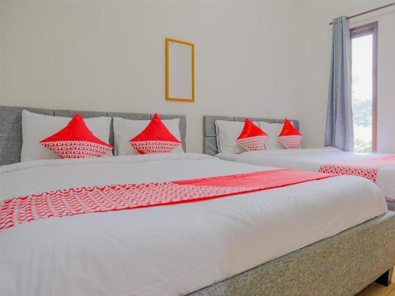 Oyo 2376 Tiara Family Residence Batu  Exteriér fotografie