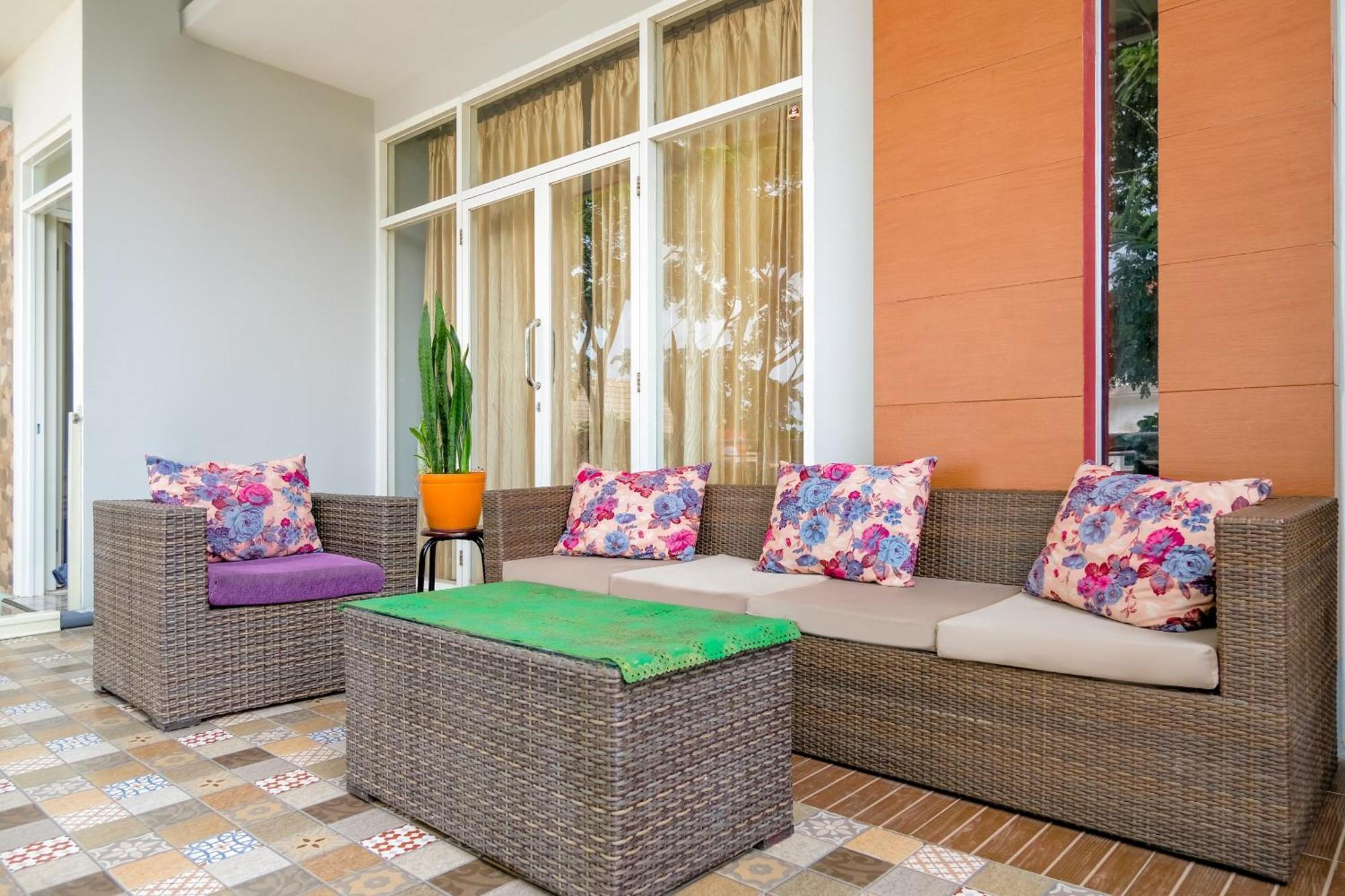 Oyo 2376 Tiara Family Residence Batu  Exteriér fotografie